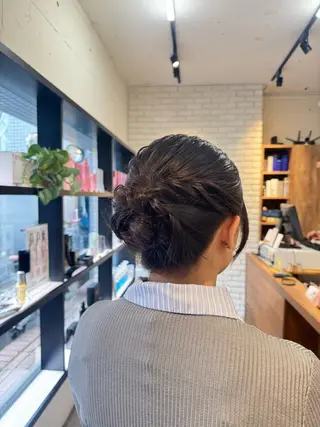 ミディアム red neo あいりのヘアスタイル