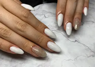 ネイル Mana ·͜· ❤︎のネイルデザイン