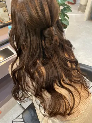 カラー ヘアアレンジ コテマキパーマ/ ayaka☁️のヘアスタイル