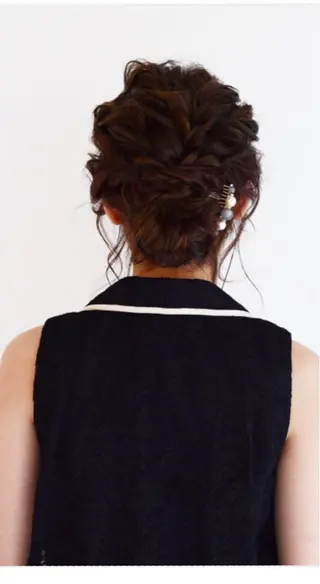 ミディアム ヘアアレンジ Marika 🫧のマツエク・マツパデザイン