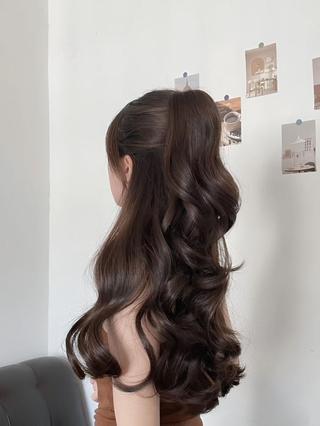 カラー 中×韓mix🥀秋色 ワンホンヘア🤍のヘアスタイル
