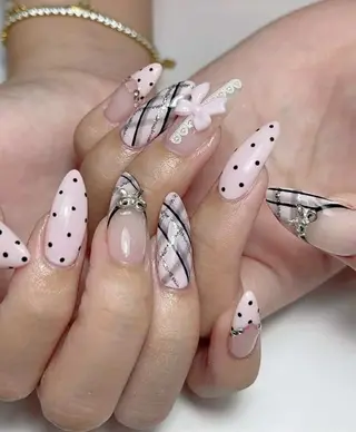 ネイル Queen Nail 柏店　クイーンネイルのネイルデザイン
