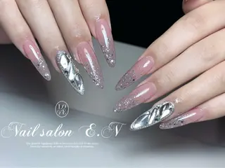 ネイル E.N🦋 長さ出し/持ち込みのネイルデザイン