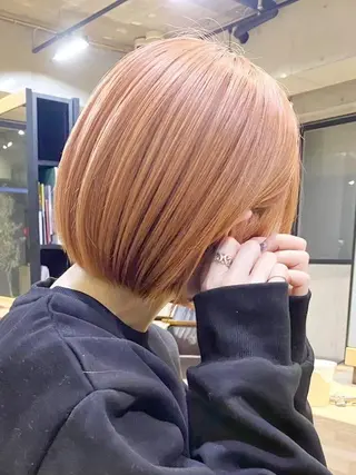 ショート カラー ⭐️横浜ブリーチ特化 美容師 堤涼⭐️のヘアスタイル
