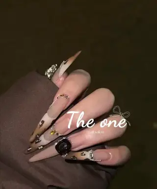 ネイル Theone栄店 川原のネイルデザイン