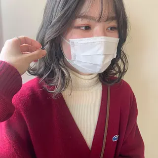 ミディアム カラー 本間 結衣のヘアスタイル