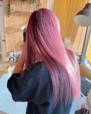 ロング ハイトーン belle ナホのヘアスタイル