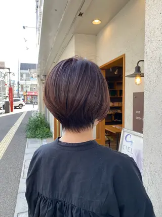 ショート カラー 丸(マル) ／ショートボブのヘアスタイル