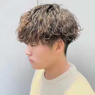 ショート カラー パーマ ヘアアレンジ メンズ キッズ ネイル マツエク・マツパ アイブロウ 仕上がり満足度No. 1🔥BLUCK🔥のヘアスタイル