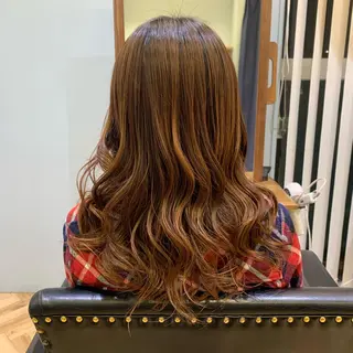 セミロング 蓼沼 由莉のヘアスタイル