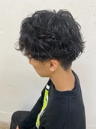 パーマ 赤嶺 毅史のヘアスタイル