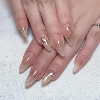 ネイル EMU NAILのネイルデザイン