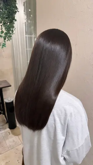 セミロング Apa kabar 鳳店 店長 吉田裕のヘアスタイル