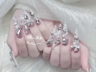 ネイル yukina 長さ出しネイル専門店のネイルデザイン