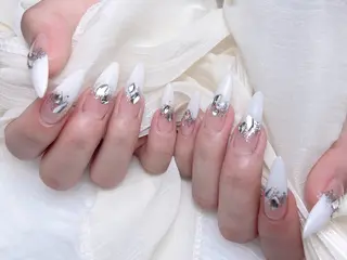 ネイル M🌷nail 長さだし専門店のネイルデザイン