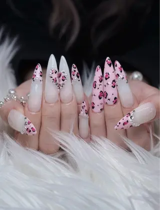 ネイル 【ENサロン】 Rei🎀Nailのネイルデザイン