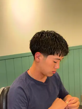 ショート メンズ 足立 享祐のヘアスタイル