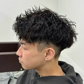 ショート パーマ メンズ M字・前髪割れ 改善メンズ特化/栢沼のヘアスタイル
