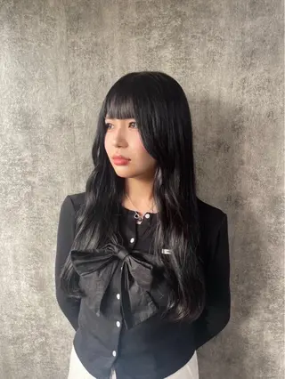カラー CAPSULE Anjuのヘアスタイル