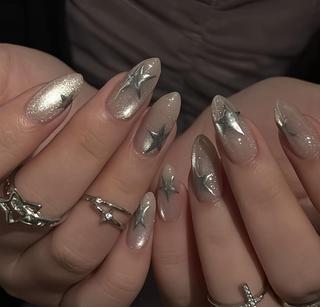 ネイル Pure&Rich Nailのネイルデザイン