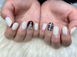 ネイル Nail&eye Belire 新宿のネイルデザイン