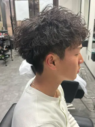 メンズ 本田 有里のヘアスタイル