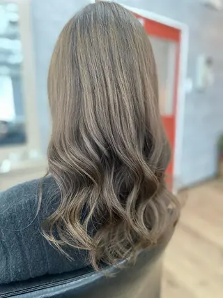 ロング ＳＨＩ ＺＵのヘアスタイル