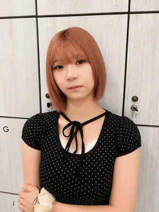 カラー レイヤー🌟 ブリーチ/紅芭✨のヘアスタイル