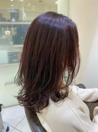 セミロング カラー レイヤーカット/ ハイライト　千咲季のヘアスタイル