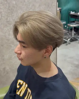 カラー メンズ 畑内 花凛のヘアスタイル