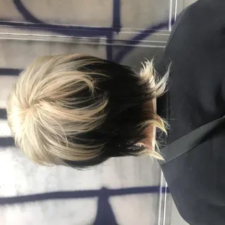 メンズ ウルフカットデザイン カラー特化アールイーのヘアスタイル