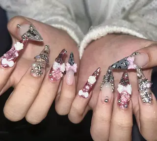 ネイル Pure&Rich Nailのネイルデザイン