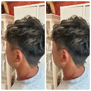 ショート カラー メンズ おおやま たくみのヘアスタイル