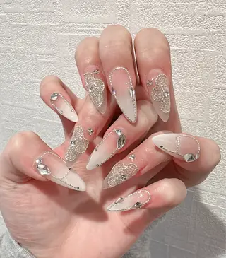 ネイル D-BEAUTY Nailsalonのネイルデザイン