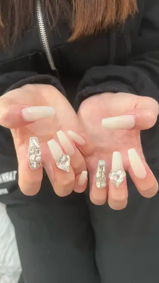 ネイル Nail salon Rhonaのネイルデザイン