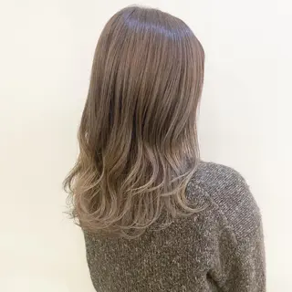 ミディアム 新宿/ハイライト/ 白髪ぼかし/りきやのヘアスタイル