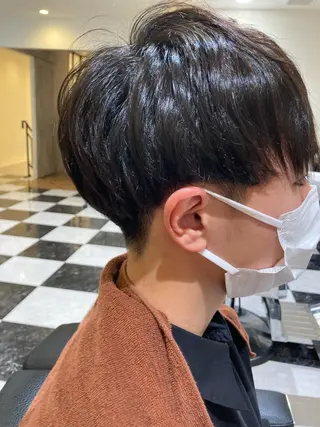 ショート メンズ 佐藤 睦月のヘアスタイル