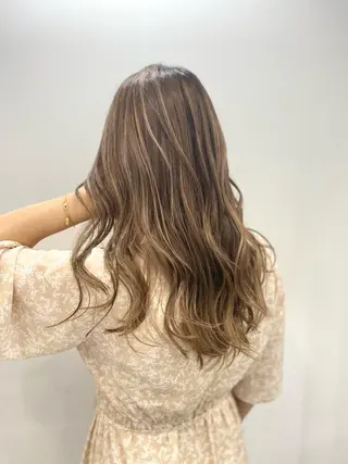 ロング カラー レイヤーカット 赤み消し　店長/大和のヘアスタイル