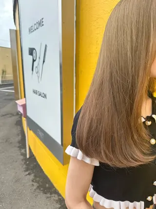 ロング フカサワ シホのヘアスタイル