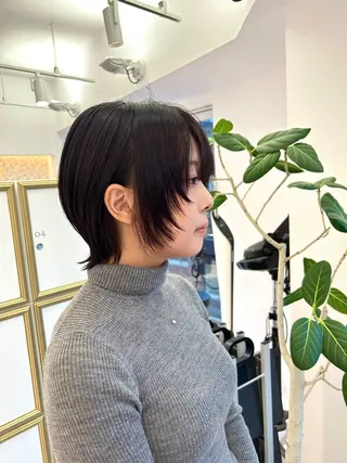 ショート 🌻ロングパーマ/透 明感カラー矢木🌻のヘアスタイル