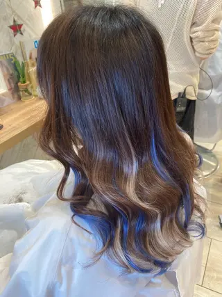 ミディアム あやか 白髪ぼかしハイライトのヘアスタイル