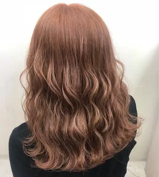 セミロング カラー MAKO ❤️🔥NEXTのヘアスタイル