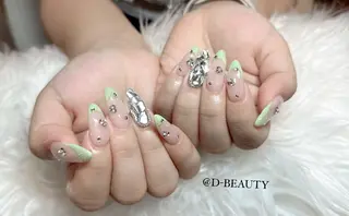 ネイル D-BEAUTY Nailsalonのネイルデザイン