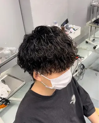 パーマ メンズ k jの眉毛・アイブロウイメージ