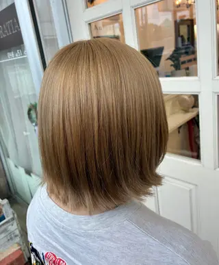 ショート カラー 金城 麗華のヘアスタイル