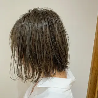 ミディアム 斉藤大河 カラー/縮毛矯正のヘアスタイル