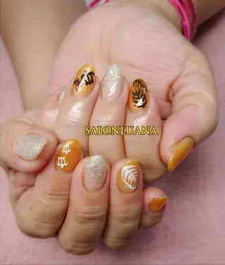 ネイル LUANA TAKAHASHIのネイルデザイン