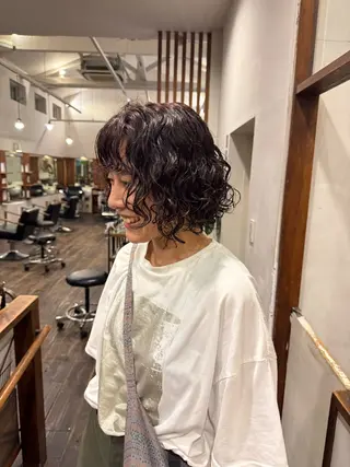 ミディアム パーマ MOK大阪梅田店 Asahiのヘアスタイル