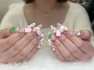 ネイル Lisa Nail Salonのネイルデザイン