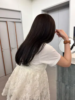 ロング カラー 顔まわりカット/透け カラー/Memi🎀のヘアスタイル